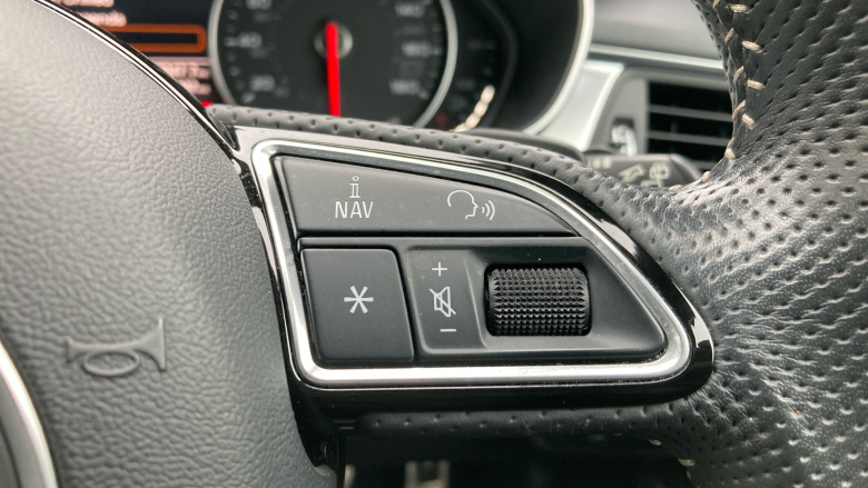 Audi A6 2.0 TDI Ultra Black Edition 5dr S Tronic Diesel Estate